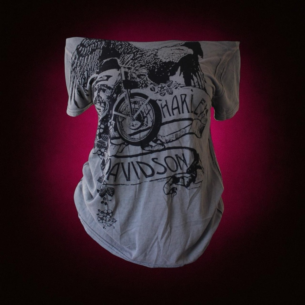 Y2k Harley Davidson grunge graphic tee off the shoulder